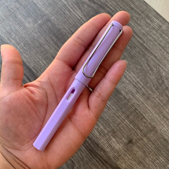 🍒🍒 (Bundle Only) Purple Pastel Infinity Pencil - Picture 4 of 8